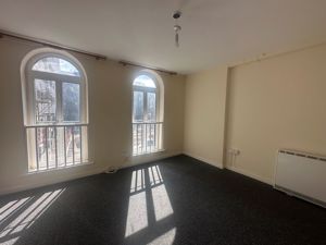 Lounge- click for photo gallery